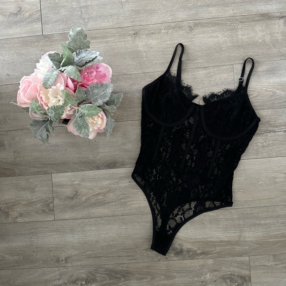 MISSGUIDED LACE BLACK BODYSUIT | SZ‎ 10 - Picture 1 of 4